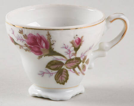 12-105V Footed Demitasse Cup