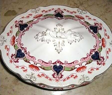 Elgar Oval Covered Vegetable