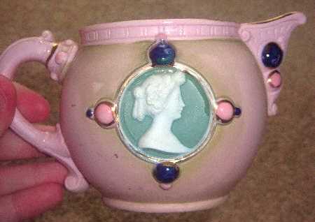 3161 Creamer