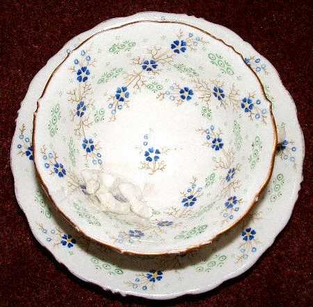 2663 Footed Cup & Saucer Set