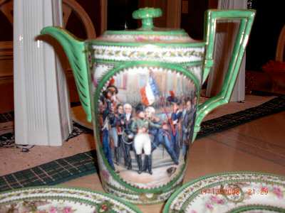Napoleon 1st Et Josephine Coffee Pot & Lid