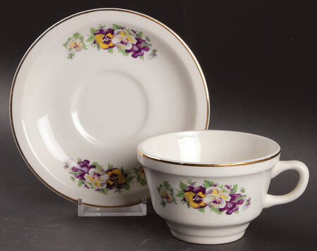 USA67 Flat Cup & Saucer Set