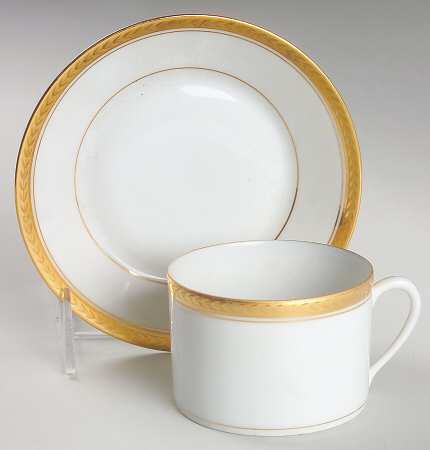 UNL14 Flat Cup & Saucer Set