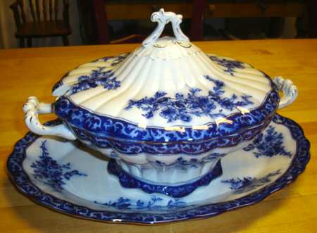 CX912 Tureen &  Lid