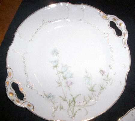 12948 Handled Cake Plate