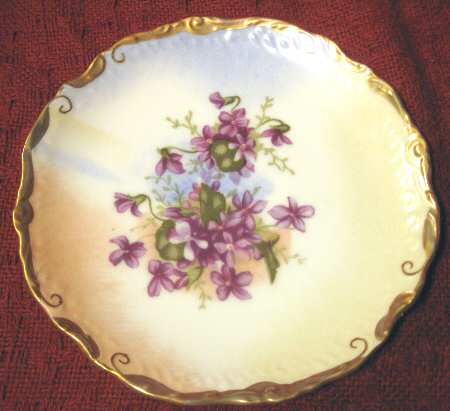 Jp1200 Mustache Saucer