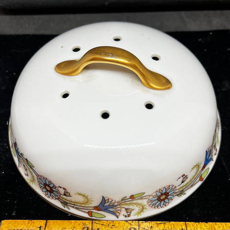 UNC213 Lid for Muffin Dish