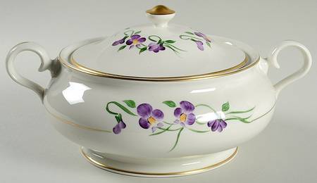 Violet Round Covered Vegetable