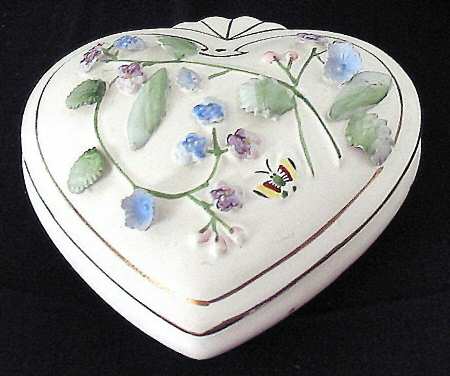 6190 Heart Shape Box & Lid