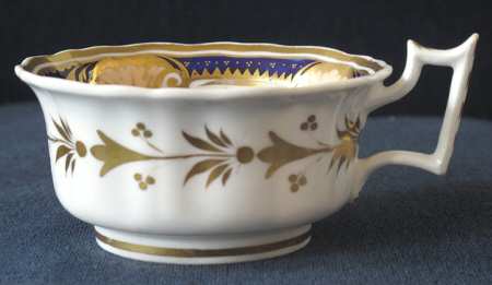 1316 Footed Cup