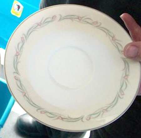 Encore Saucer