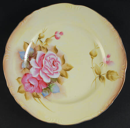 UC776 Dinner Plate