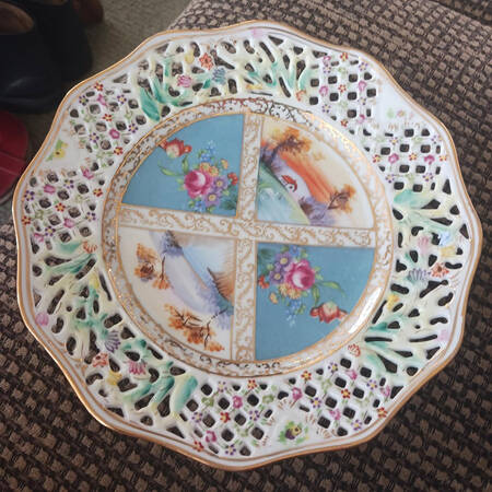 SAD131 Pierced Edge Luncheon Plate