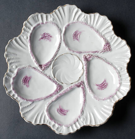 02045 Oyster Plate