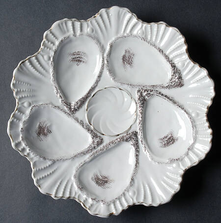 02045 by Oyster Plates