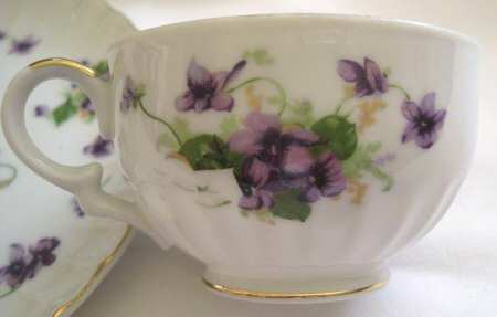 Sweet Violets Snack Cup