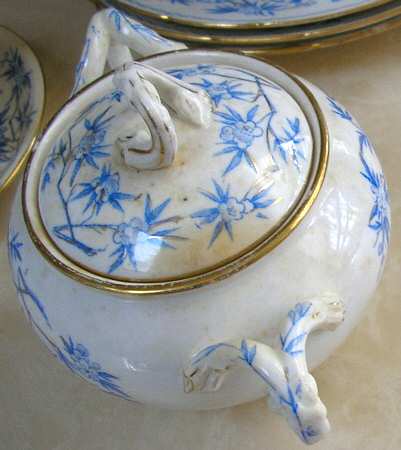 UTZ13 Sugar Bowl & Lid