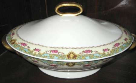 UNC222 Round Covered Vegetable