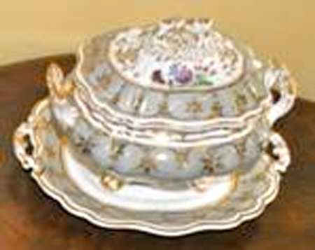 2373 Tureen & Lid w/Underplate
