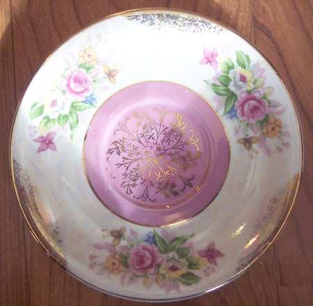 T-1284 Saucer