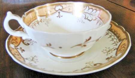 4222 Footed Cup & Saucer Set