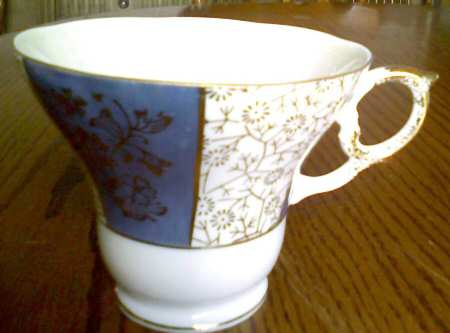 E-7030 Footed Cup