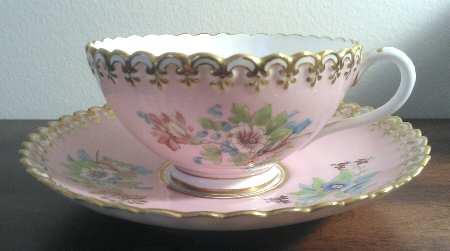 2322 Footed Cup & Saucer Set