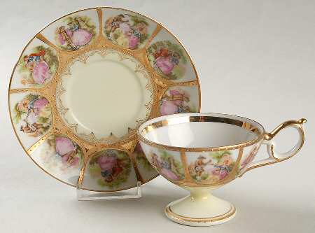 7700 Footed Cup & Saucer Set