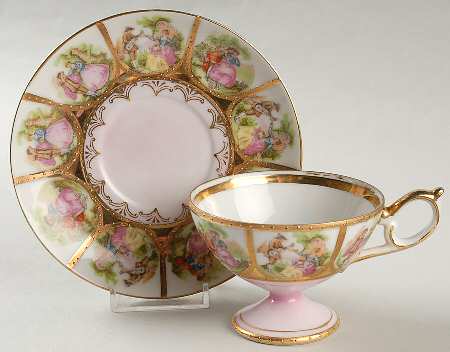 7700 Footed Cup & Saucer Set