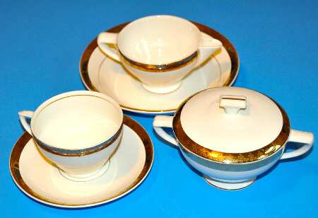 6387 (Gold Band) by Unknown Manufacturer