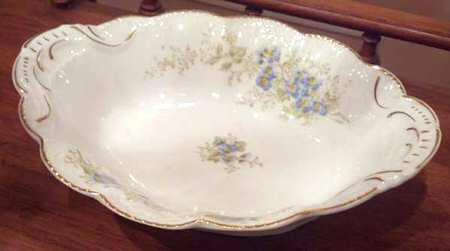 5659 9" Oval Vegetable Bowl