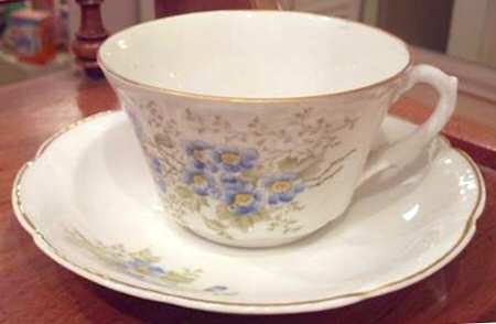 5659 Flat Cup & Saucer Set