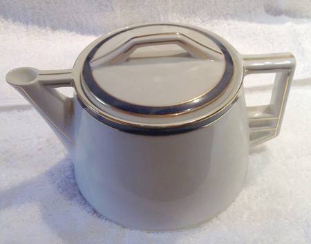 297 Teapot & Lid
