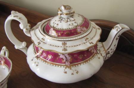 2-3228 Teapot & Lid