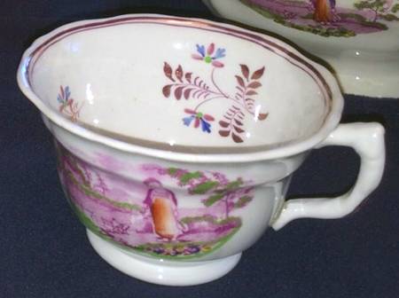 961 Footed Cup