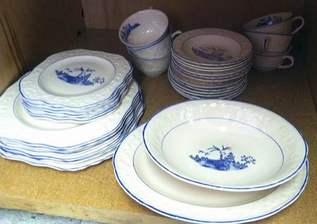 English Brambleberry Cobalt 9" Round Vegetable Bowl