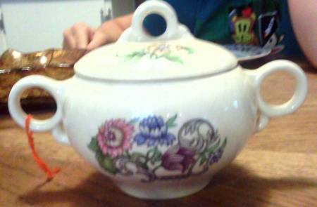 UNI222 Sugar Bowl & Lid