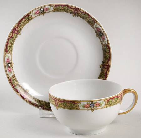 UNC251 Flat Cup & Saucer Set