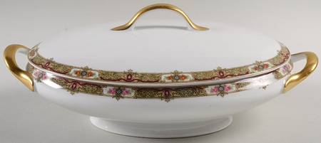 UNC251 Oval Covered Vegetable