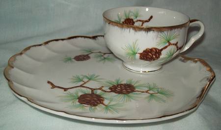 Pine Cone Brushed Gold Snack Plate & Cup Set