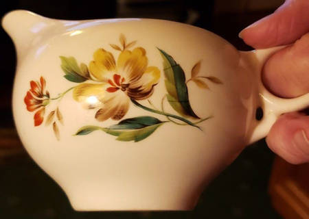 Roxanna No Trim Creamer