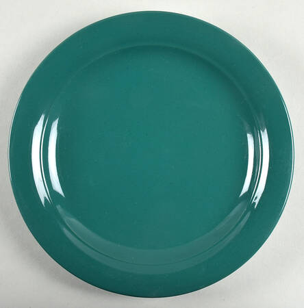 UC1024 Salad Plate