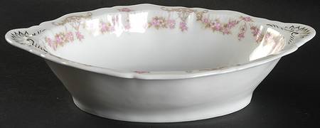 VNN2 9" Oval Vegetable Bowl