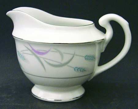 Royal Wheat Creamer