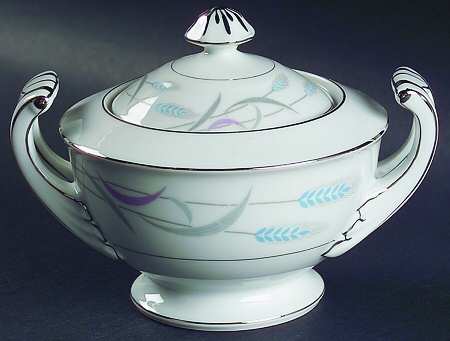 Royal Wheat Sugar Bowl & Lid