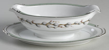 Silver Willow Gravy Boat with Attached Underplate