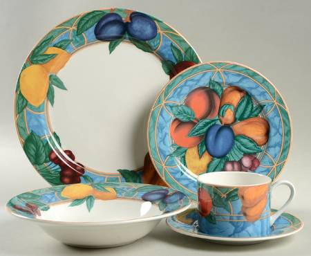 Forbidden Fruit 5 Piece Place Setting by Victoria & Beale
