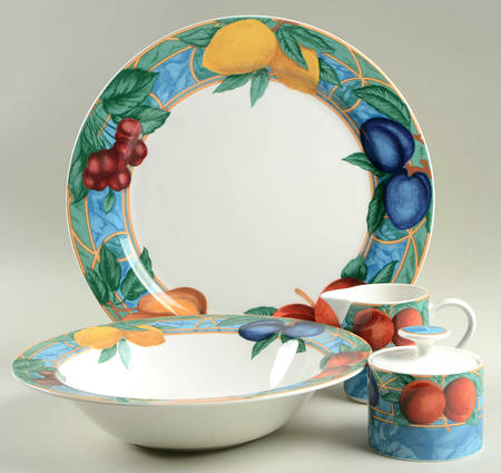 Forbidden Fruit 5 Piece Hostess Set by Victoria & Beale