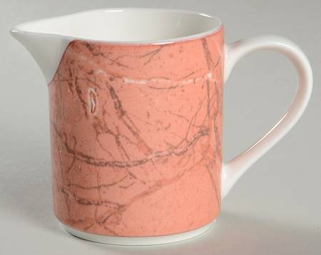 Versailles Creamer