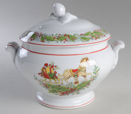 Christmas Magic Tureen &  Lid